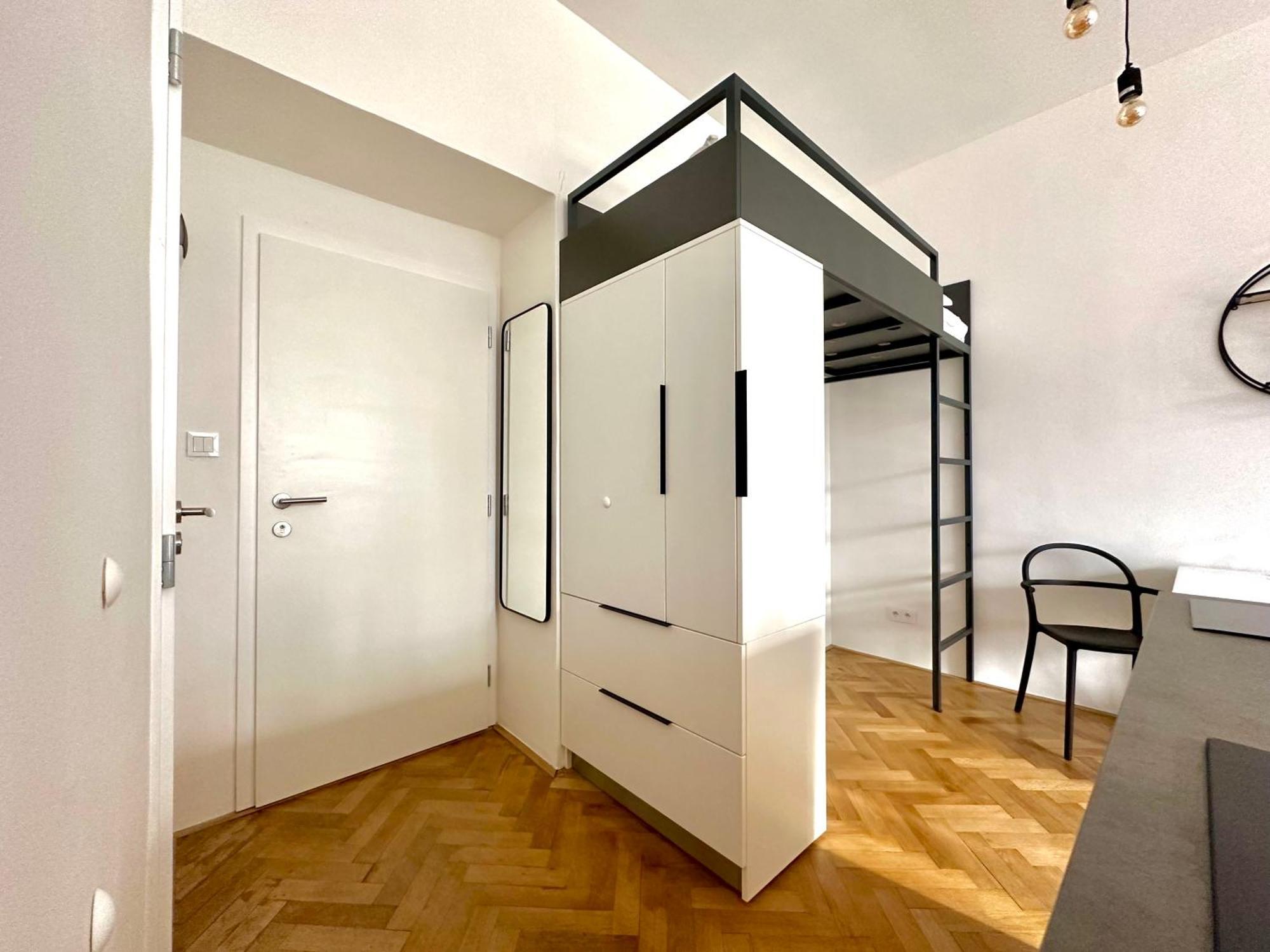 Botanique Rooms With Sauna By Homester Brno Extérieur photo